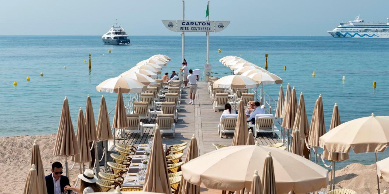 3P Between Croisette Beaches And Antibes Street Cannes Bagian luar foto